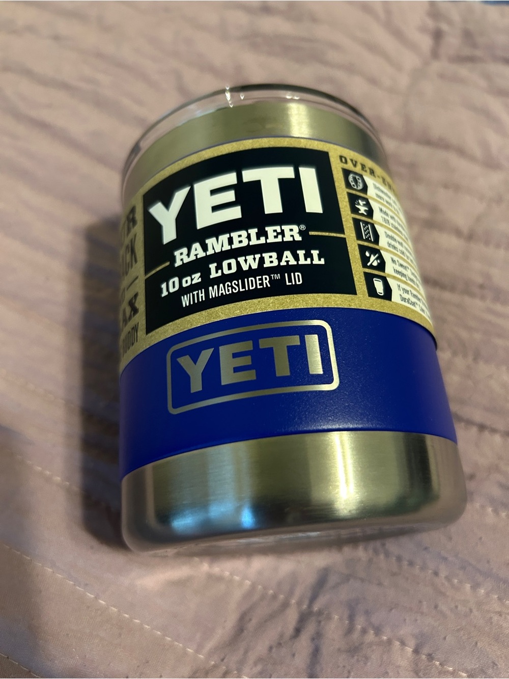 NWT Rare, Discontinued Off-shore Blue Yeti 10 oz Rambler Lowball